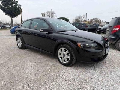 Usata Volvo C30 R-Design 101 CV (74 kW) 2008 Nero Utilitaria