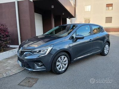 Usata Renault Clio IV Zen 101 CV (74 kW) 2019 Grigio Berlina
