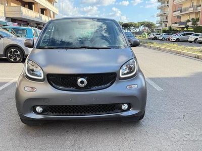 Usata Smart ForTwo Coupé Prime 90 CV (66 kW) 2019 Grigio Coupé