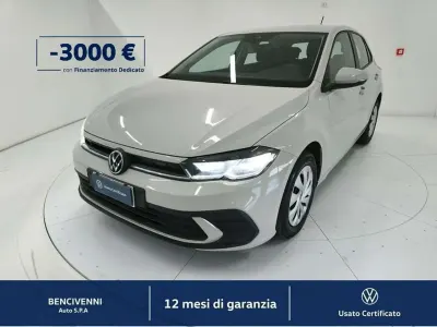 Używany VW Polo 80 KM (58 kW) 2021 Szary Hatchback