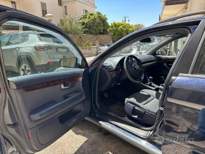 Usata Audi A4 101 CV (74 kW) 2003 Blu Station wagon