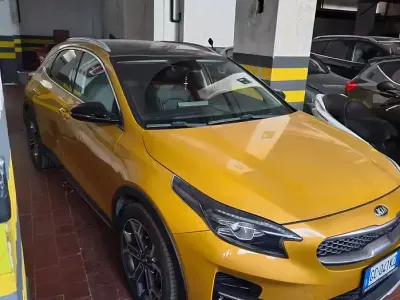 Usata Kia XCeed 204 CV (150 kW) 2020 Giallo SUV