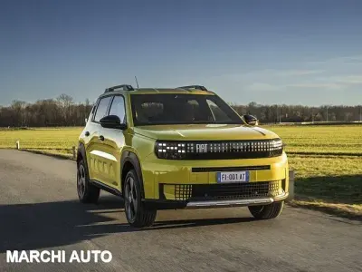 Nuova Fiat Grande Panda La Prima 82 kW (112 CV) 2025 Giallo Utilitaria