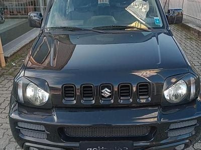 Usata Suzuki Jimny 86 CV (63 kW) 2011 Nero SUV