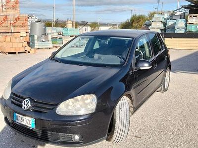 Usata VW Golf VI 105 CV (77 kW) 2009 Nero Utilitaria