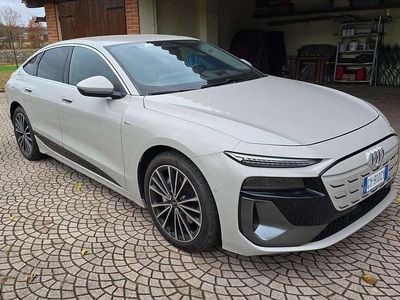 Usata Audi e-tron Sportback S-Line 119 kW (163 CV) 2025 Beige SUV