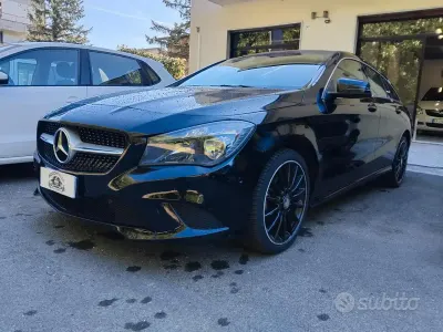 Usata Mercedes CLA180 Premium 109 CV (80 kW) 2016 Nero Berlina
