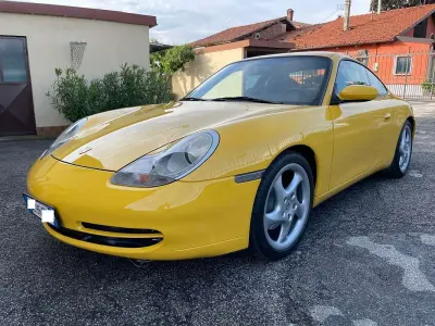 Usata Porsche 996 300 CV (220 kW) 1999 Giallo Coupé