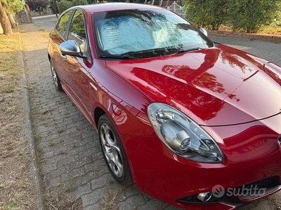 Usata Alfa Romeo Giulietta 109 CV (80 kW) 2018 Rosso Utilitaria