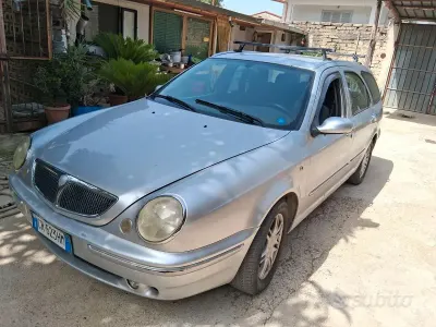 Usata Lancia Lybra 116 CV (85 kW) 2004 Grigio Station wagon