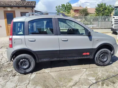 Usata Fiat Panda 4x4 60 CV (44 kW) 2005 Utilitaria