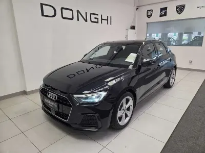 Usata Audi A1 Admired 116 CV (85 kW) 2020 Blu/azzurro SUV