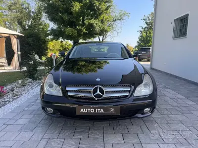 Usata Mercedes CLS320 Chrome 224 CV (164 kW) 2009 Nero Coupé