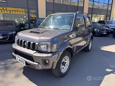 Usata Suzuki Jimny 86 CV (63 kW) 2013 Grigio SUV