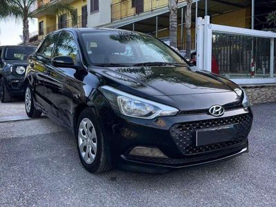 usata Hyundai i20 i20II 2015 5p 1.1 crdi Classic 75cv