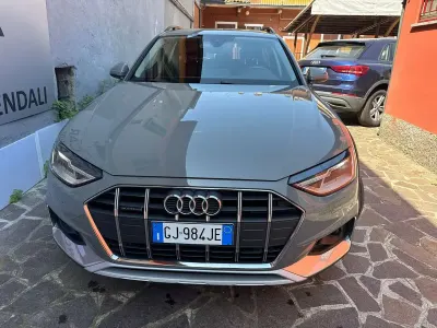 Usata Audi A4 Allroad Business 204 CV (150 kW) 2022 Grigio Station wagon