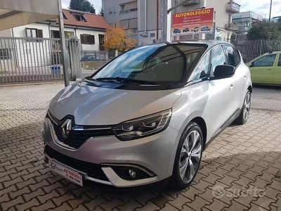 Usata Renault Scénic IV 110 CV (80 kW) 2018 Grigio Monovolume