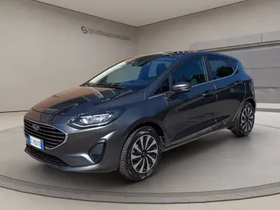 Usata Ford Fiesta Titanium 75 CV (55 kW) 2024 Grigio Utilitaria