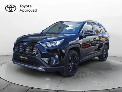 Usata Toyota RAV4 Hybrid 218 CV (160 kW) 2021 Nero SUV