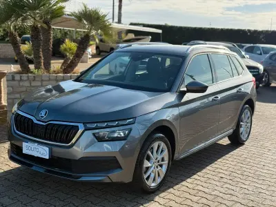 Usata Skoda Kamiq Style 110 CV (80 kW) 2022 Grigio SUV
