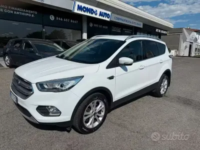 Usata Ford Kuga Titanium 120 CV (88 kW) 2018 Bianco SUV