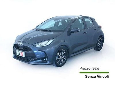 Grigio Usata 2023 Toyota Yaris Hybrid Trend Berlina | 17.750 € (Buon prezzo)
