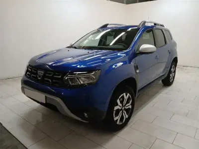 Begagnad Dacia Duster Prestige 100 HK (73 kW) 2022 Blå SUV