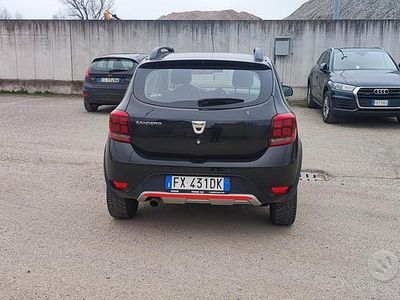 Usata Dacia Sandero Stepway 90 CV (66 kW) 2019 Utilitaria