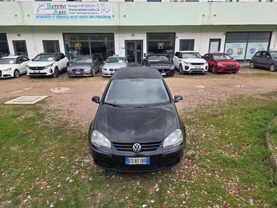 Usata VW Golf IV Sportline 105 CV (77 kW) 2005 Bianco Berlina