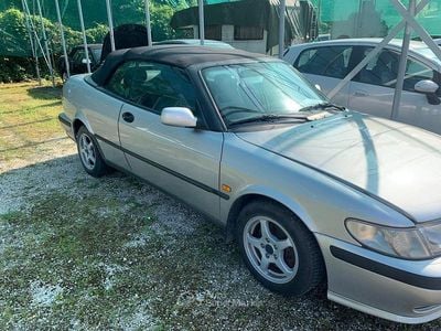 Nuova Saab 900 2025 Argento Utilitaria