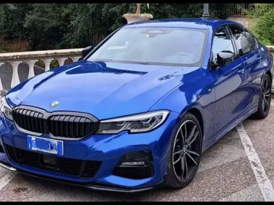 Usata BMW 330 M Sport 258 CV (189 kW) 2019 Blu/azzurro Berlina