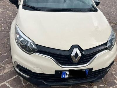 Usata Renault Captur 110 CV (80 kW) 2018 Bianco SUV