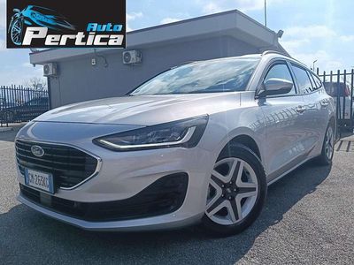 Usata Ford Focus Business Edition 120 CV (88 kW) 2022 Argento Station wagon