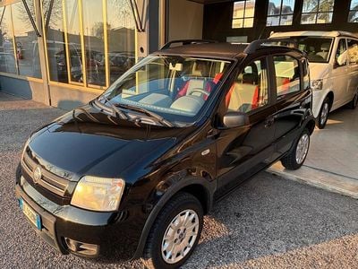 Usata Fiat Panda 4x4 Climbing 60 CV (44 kW) 2006 Nero Utilitaria