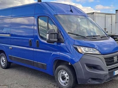 Usata Fiat Ducato 33 120 CV (88 kW) 2022 Blu/azzurro Furgone