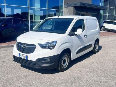 Usata Opel Combo S 102 CV (75 kW) 2019 Bianco Monovolume
