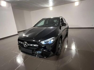 Nuova Mercedes GLA200 Advanced 150 CV (110 kW) 2025 Nero pastello SUV