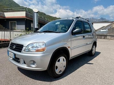 Usata Suzuki Ignis GL 82 CV (60 kW) 2003 Argento Utilitaria