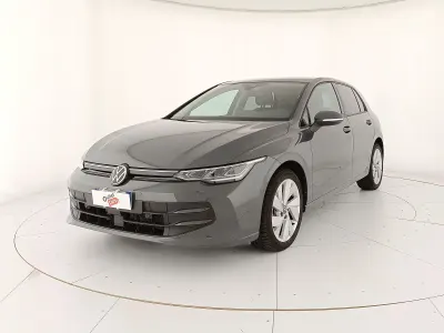 Usata VW Golf VIII Edition 115 CV (84 kW) 2025 Dolphin grey metallizzato Berlina