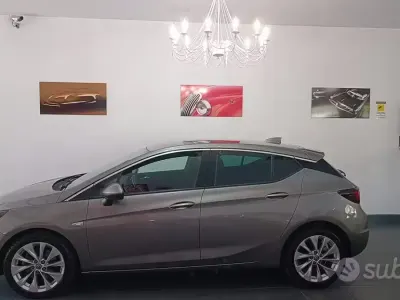 Usata Opel Astra Innovation 136 CV (100 kW) 2018 Grigio Berlina