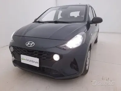 Usata Hyundai i10 Advanced 67 CV (49 kW) 2022 Grigio Utilitaria