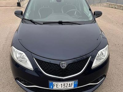 Blu Usata 2017 Lancia Ypsilon Silver Utilitaria | 9000 € (Buon prezzo)