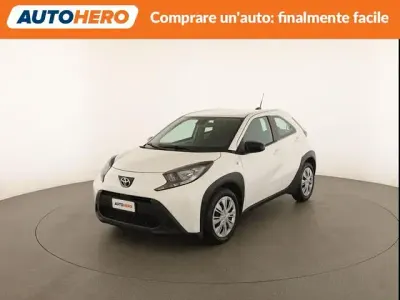 Usata Toyota Aygo X Active 72 CV (52 kW) 2022 Bianco SUV