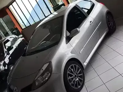 Usata Renault Clio II R.S. 200 CV (147 kW) 2009 Grigio Berlina