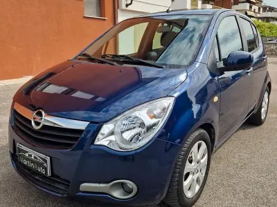 Usata Opel Agila 86 CV (63 kW) 2009 Bluazzurro Utilitaria