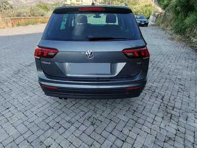 Usata VW Tiguan 130 CV (95 kW) 2017 Grigio SUV