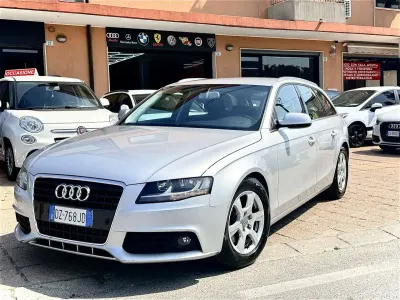 Käytetty Audi A4 Ambiente 143 HP (105 kW) 2010 Harmaa Farmari