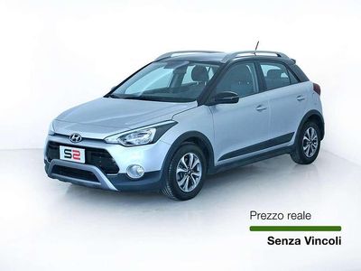 Usata Hyundai i20 Active 101 CV (74 kW) 2019 Argento Utilitaria
