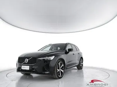 Usata Volvo XC60 Ultimate 235 CV (172 kW) 2022 Nero SUV