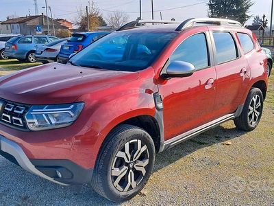 Usata Dacia Duster Prestige 100 CV (73 kW) 2022 Rosso SUV